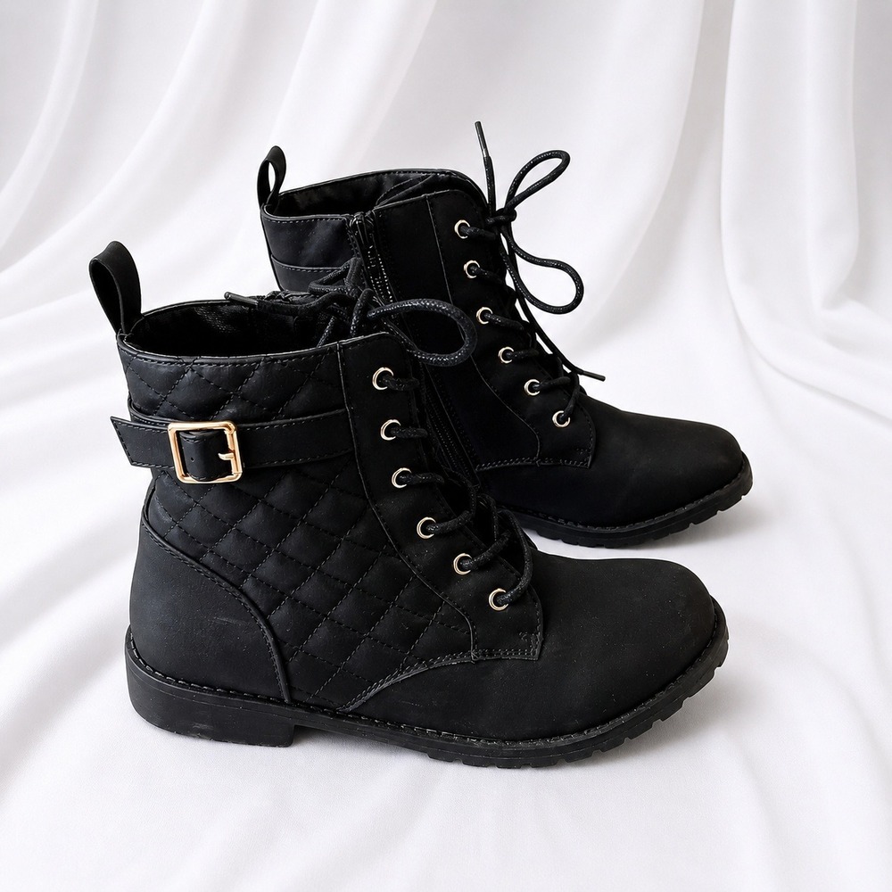 Black Combat Boots‎ Womens 6 Ankle Lace Up Gold Buckle Moto Lug Sole